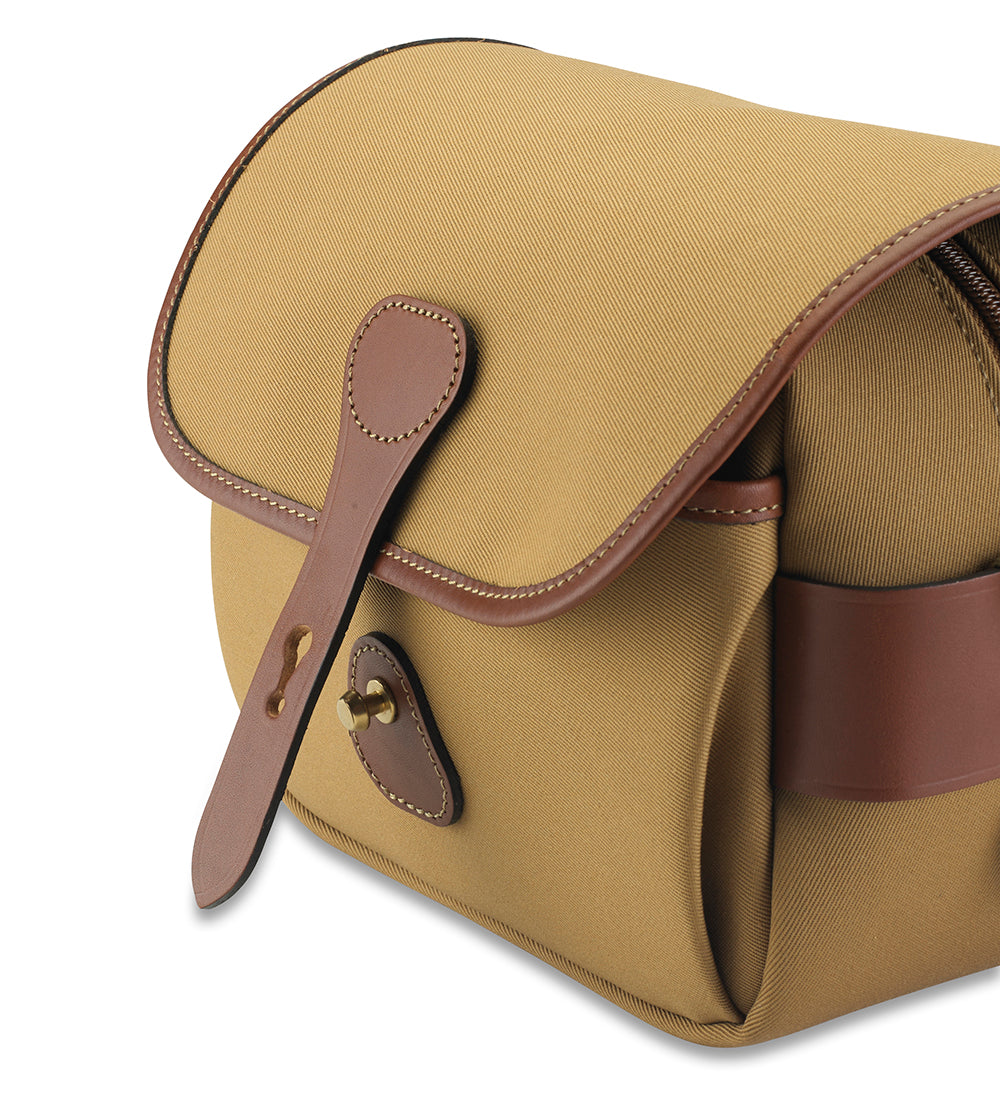 Billingham S2 Camera Bag - Quick Release System.Billingham S3 Camera Bag - Front Strap.