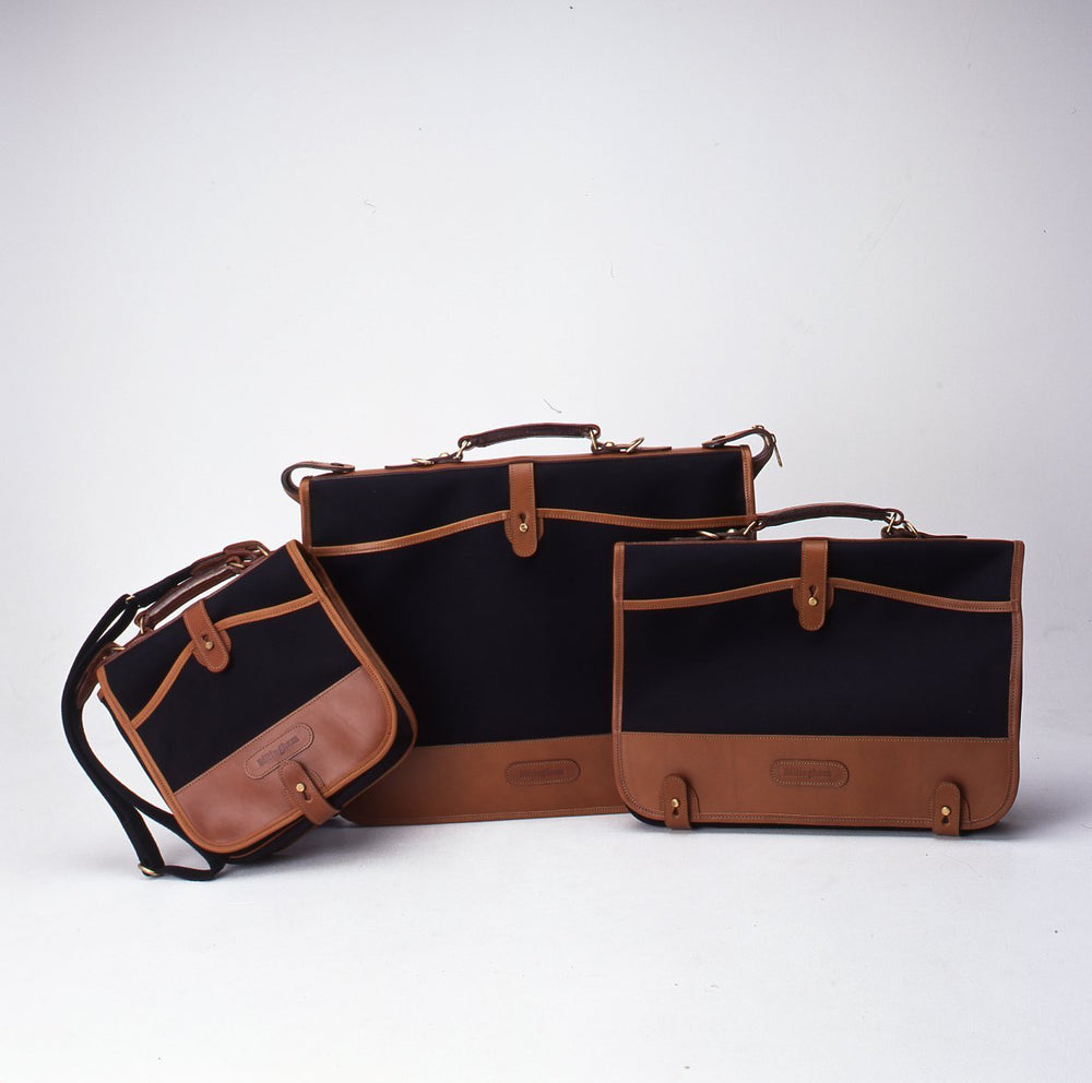 Metro Range - Metro Shoulder Bag / Khaki Canvas / Tan Leather