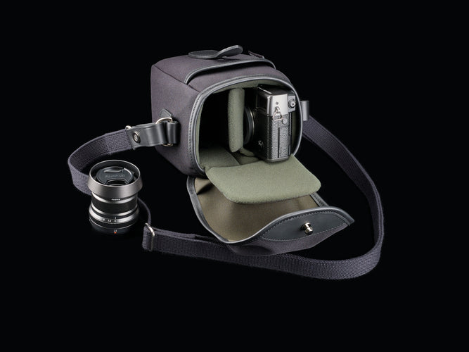 72 Camera Bag - Black FibreNyte / Black Leather